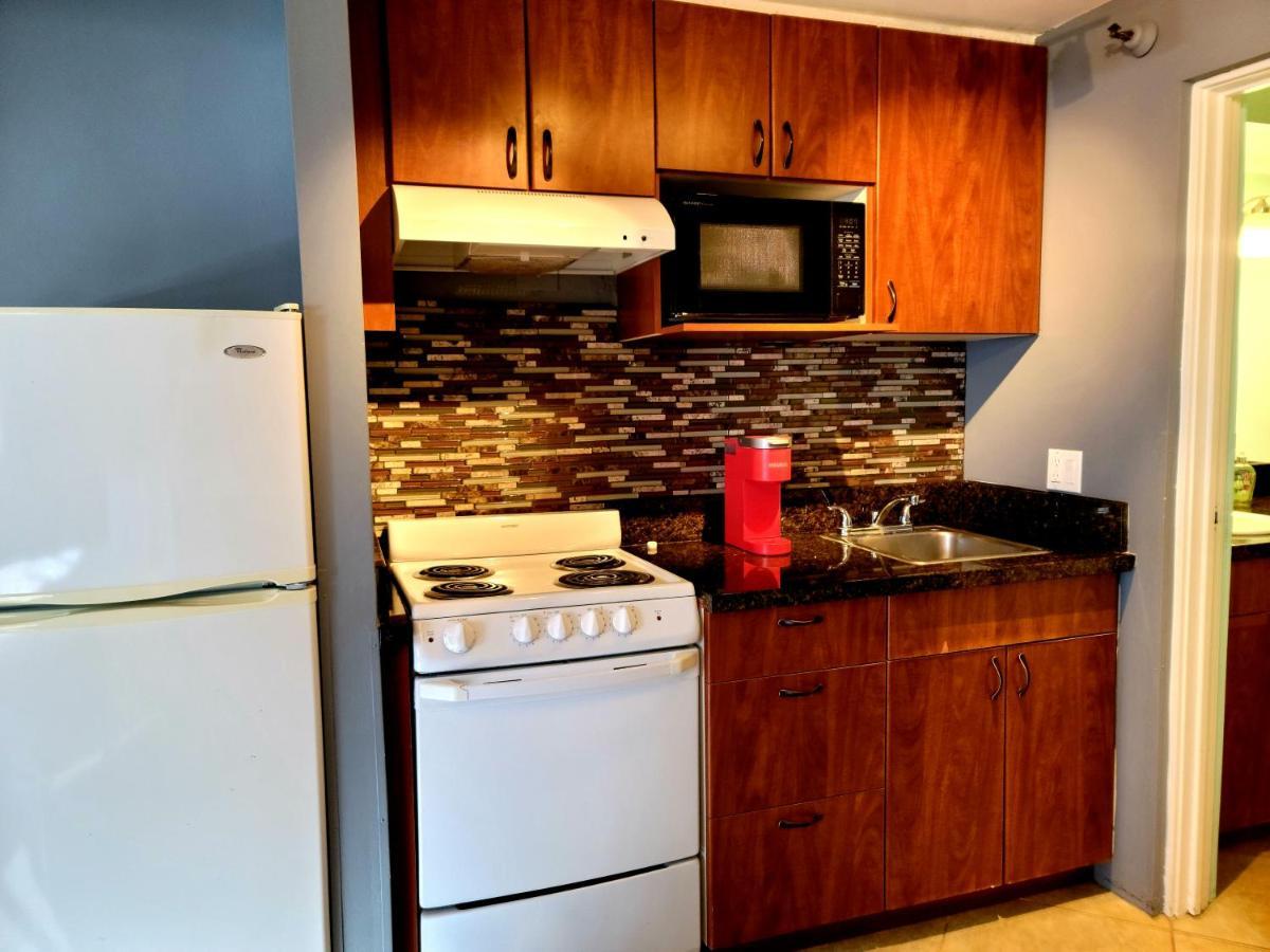 Spacious Studio W/ Parking, Beach/Mall/Park Honolulu Buitenkant foto