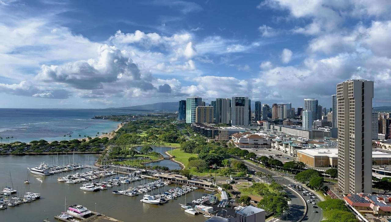 Spacious Studio W/ Parking, Beach/Mall/Park Honolulu Buitenkant foto