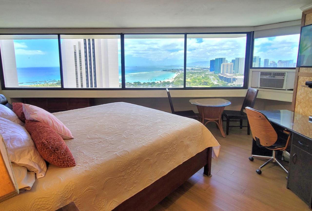 Spacious Studio W/ Parking, Beach/Mall/Park Honolulu Buitenkant foto