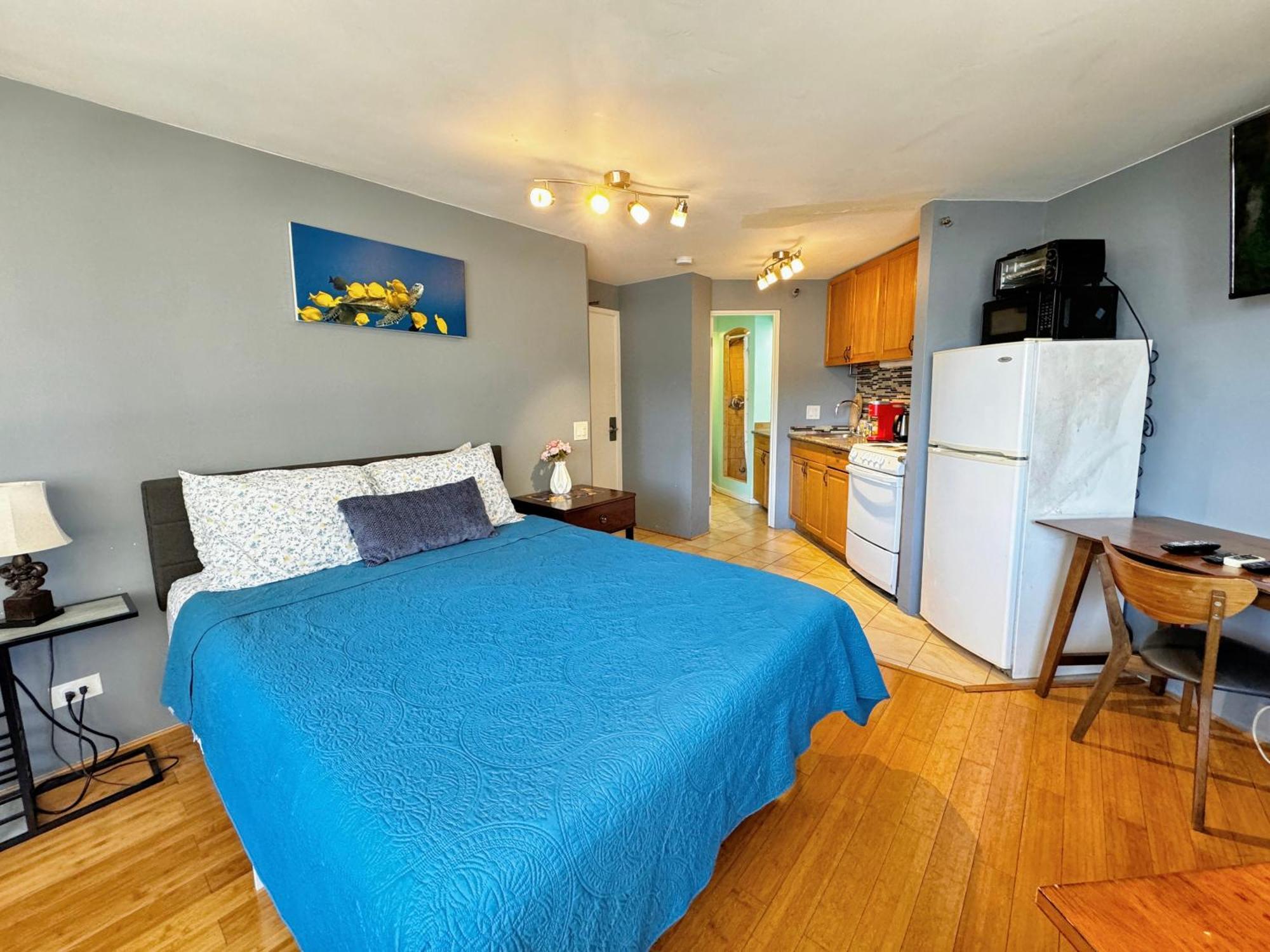 Spacious Studio W/ Parking, Beach/Mall/Park Honolulu Buitenkant foto